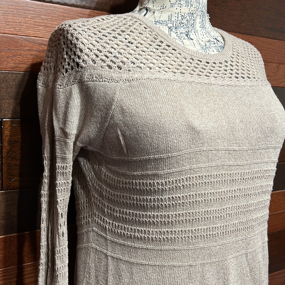 Knox Rose Scoop Neck Long Sleeve Knitted Cream Colored Sweater - Picture 5 of 11